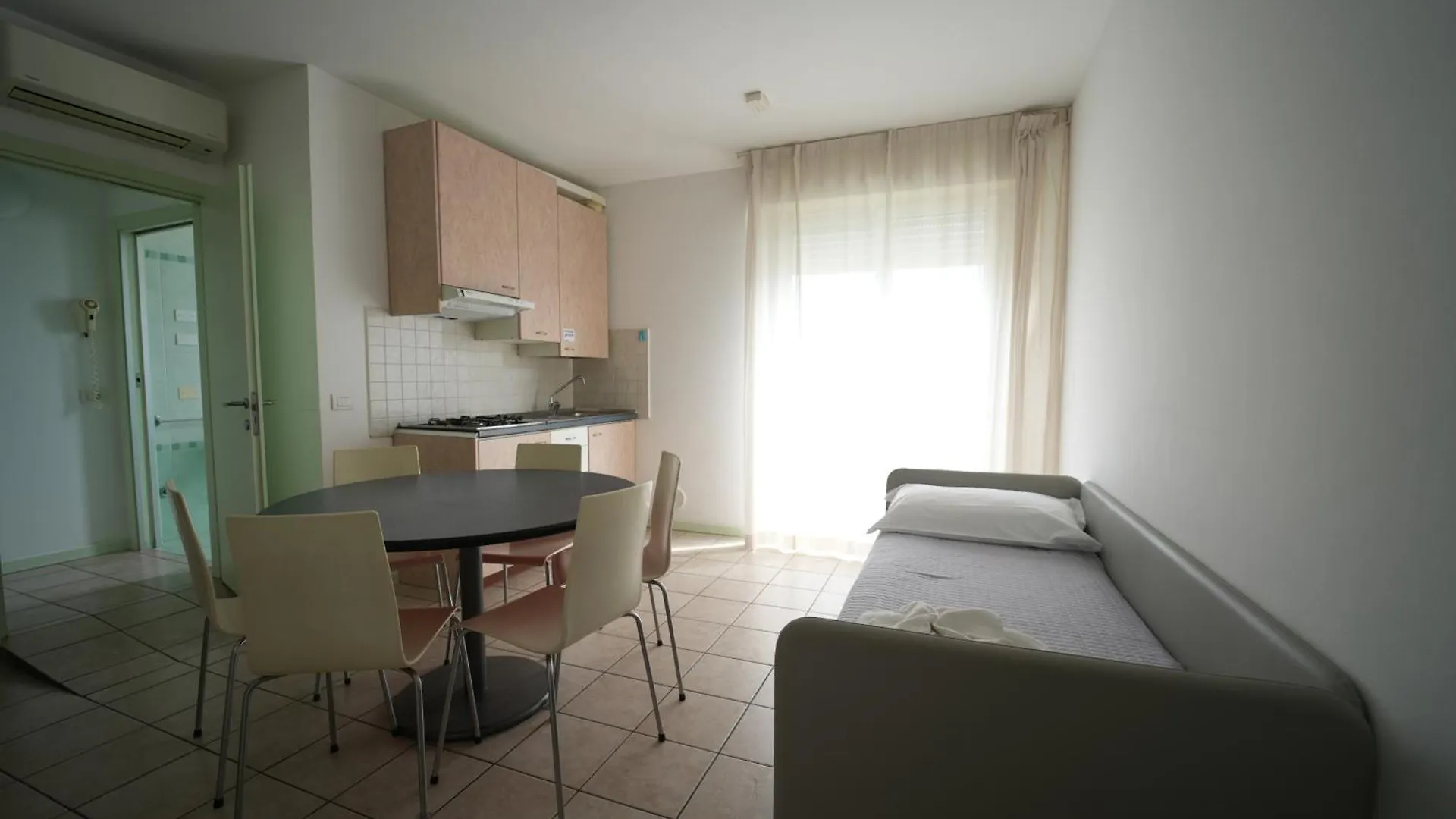 Lugano Residence Rimini Aparthotel