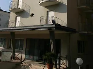 Lugano Residence Rimini Aparthotel