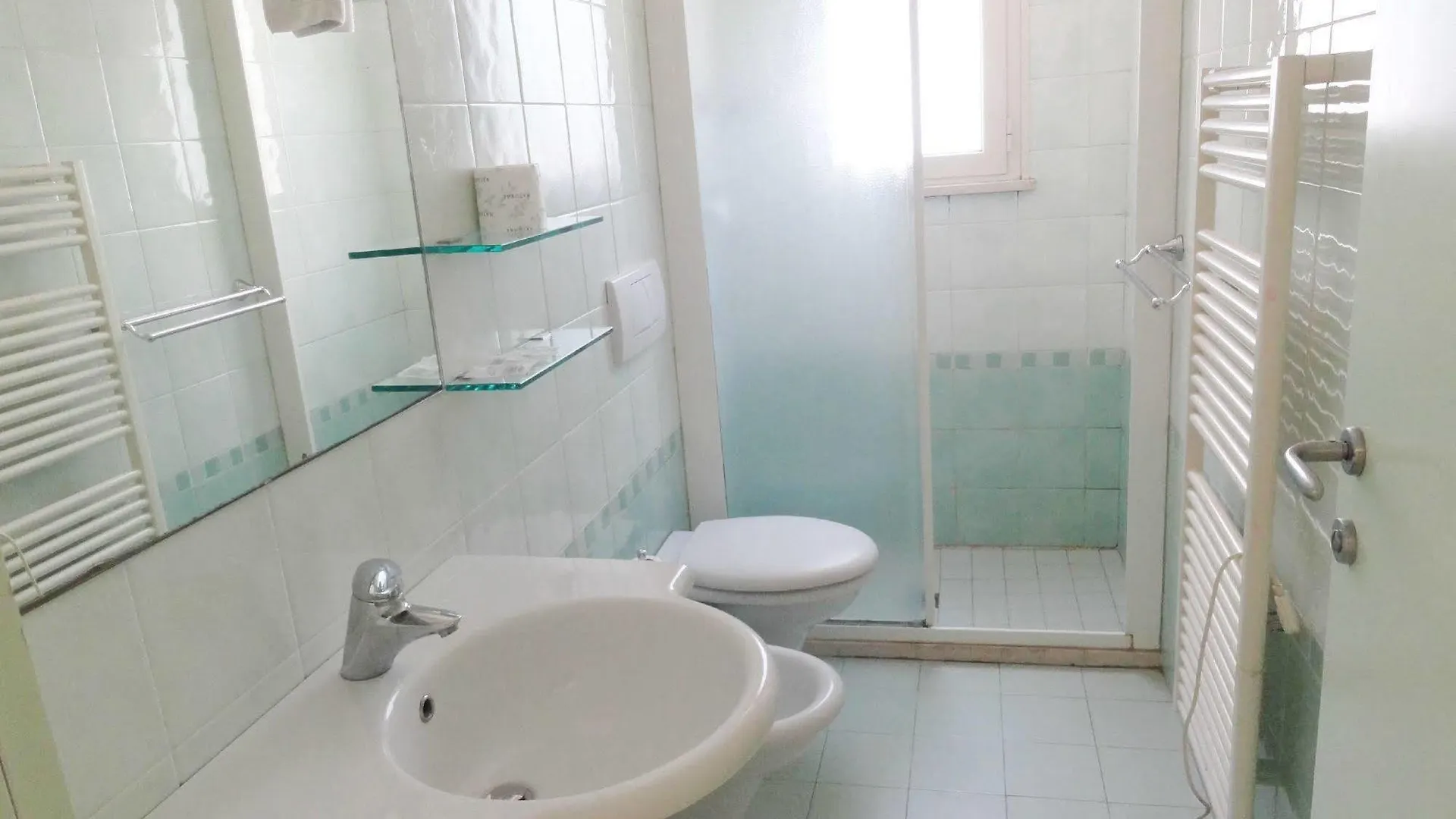 *** Aparthotel Lugano Residence Rimini Italy